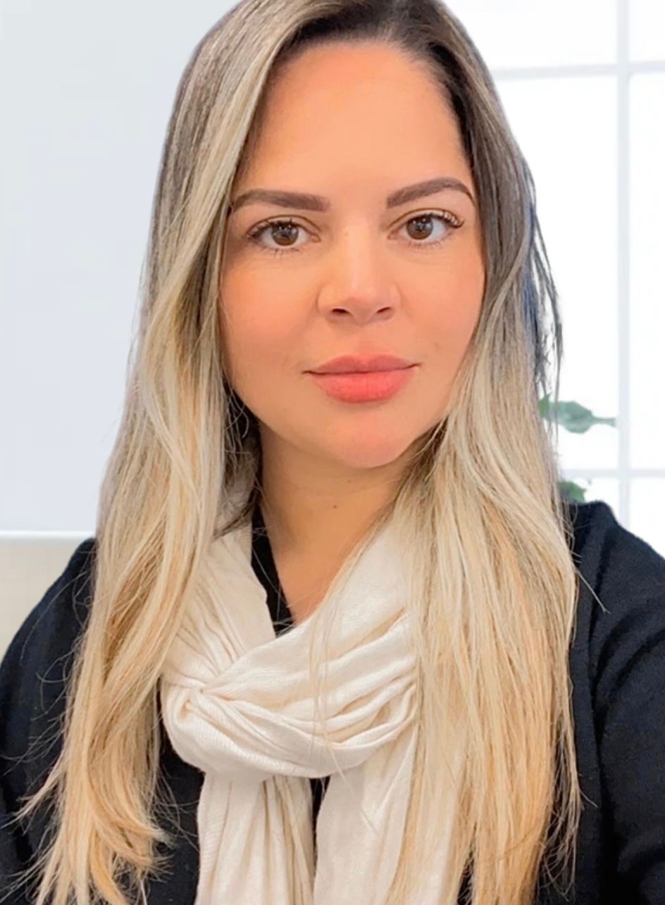 Advogada Elisiane Moreira com vasta experiência no mercado financeiro vem fazendo a diferença nas redes sociais