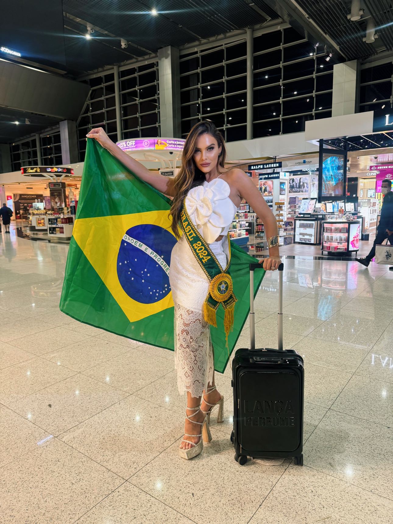 Miss Brasil chega em Punta Cana para o maior concurso internacional