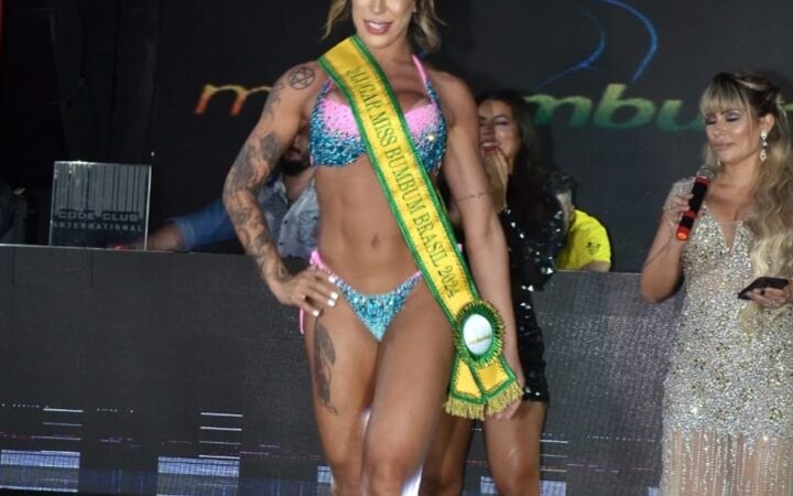 Vestida de freira, Miss Bumbum polemiza e conquista o terceiro lugar na final do concurso