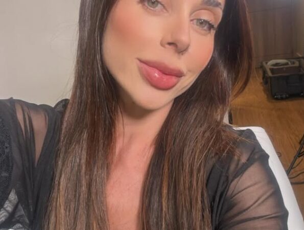 Influenciadora + 18 revela ter tido síndrome de burnout por causa do seu último relacionamento