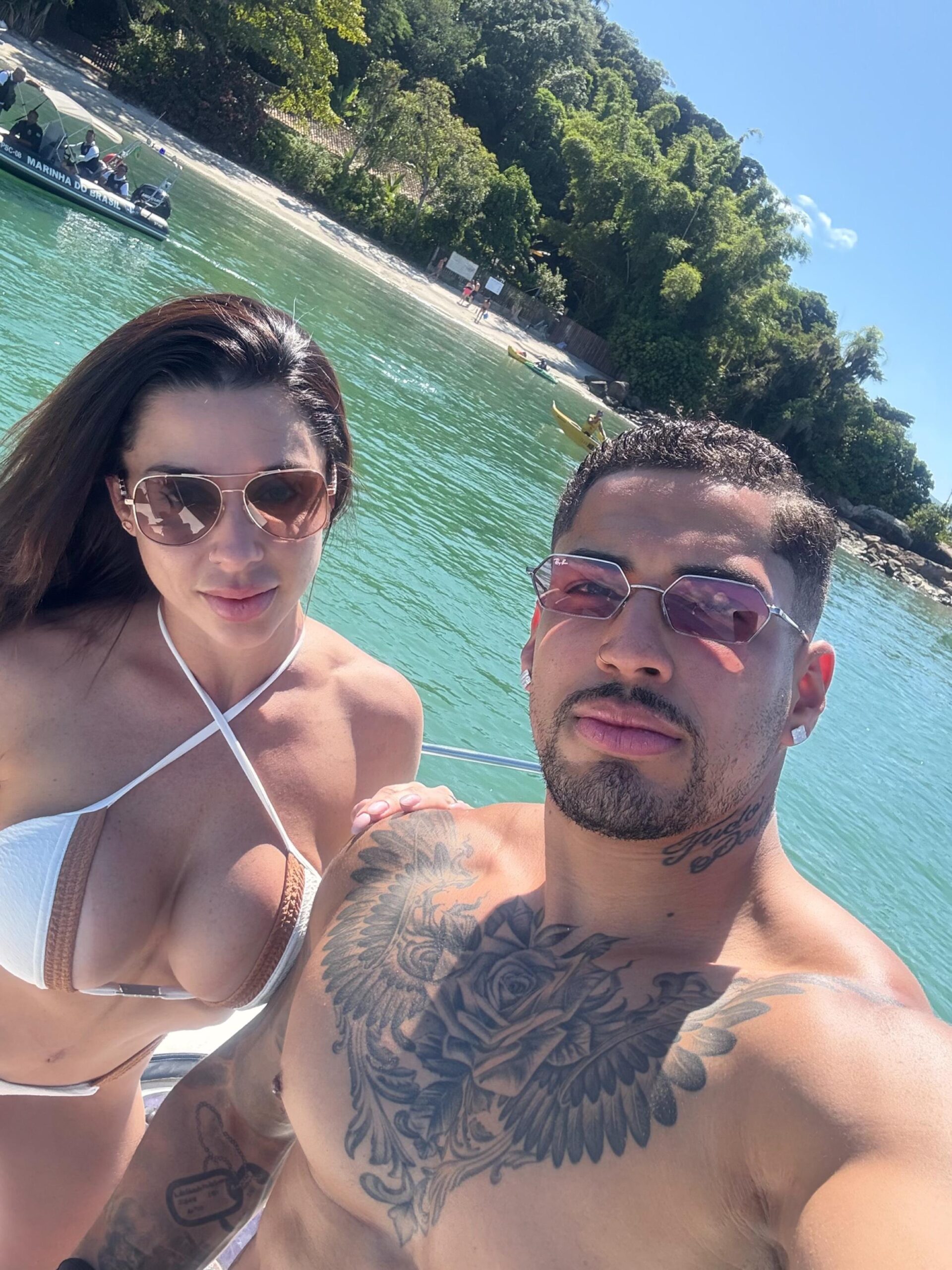 Musa do OnlyFans descobri traição do noivo através de publicação no Instagram