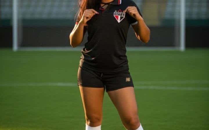 Com a garra tricolor, Karina Silva arrasa como Musa do São Paulo no concurso Musa do Brasileirão