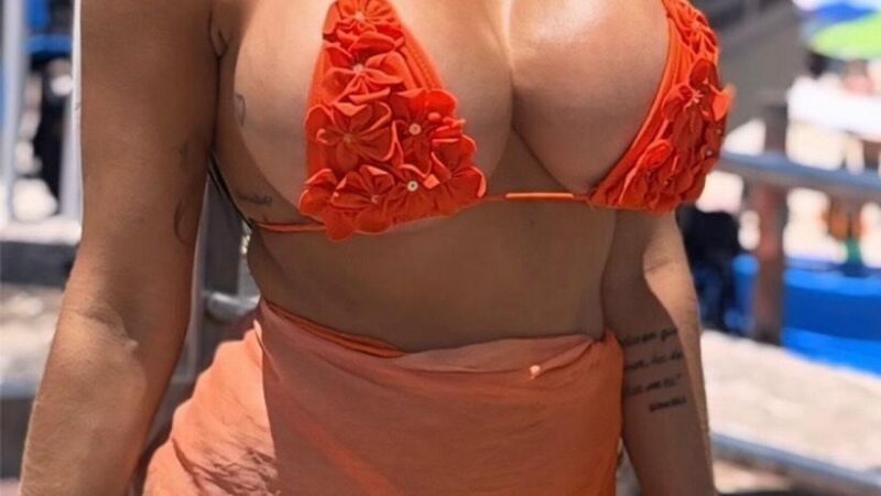 Influenciadora Eliane Gomes ostenta beleza, carisma e charme durante viagem ao Rio de Janeiro