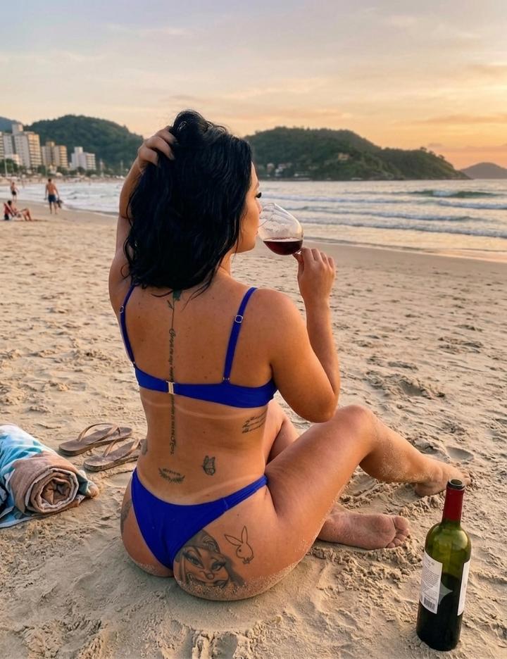 Musa Angel Pimenta faz sucesso com bumbum gigantesco
